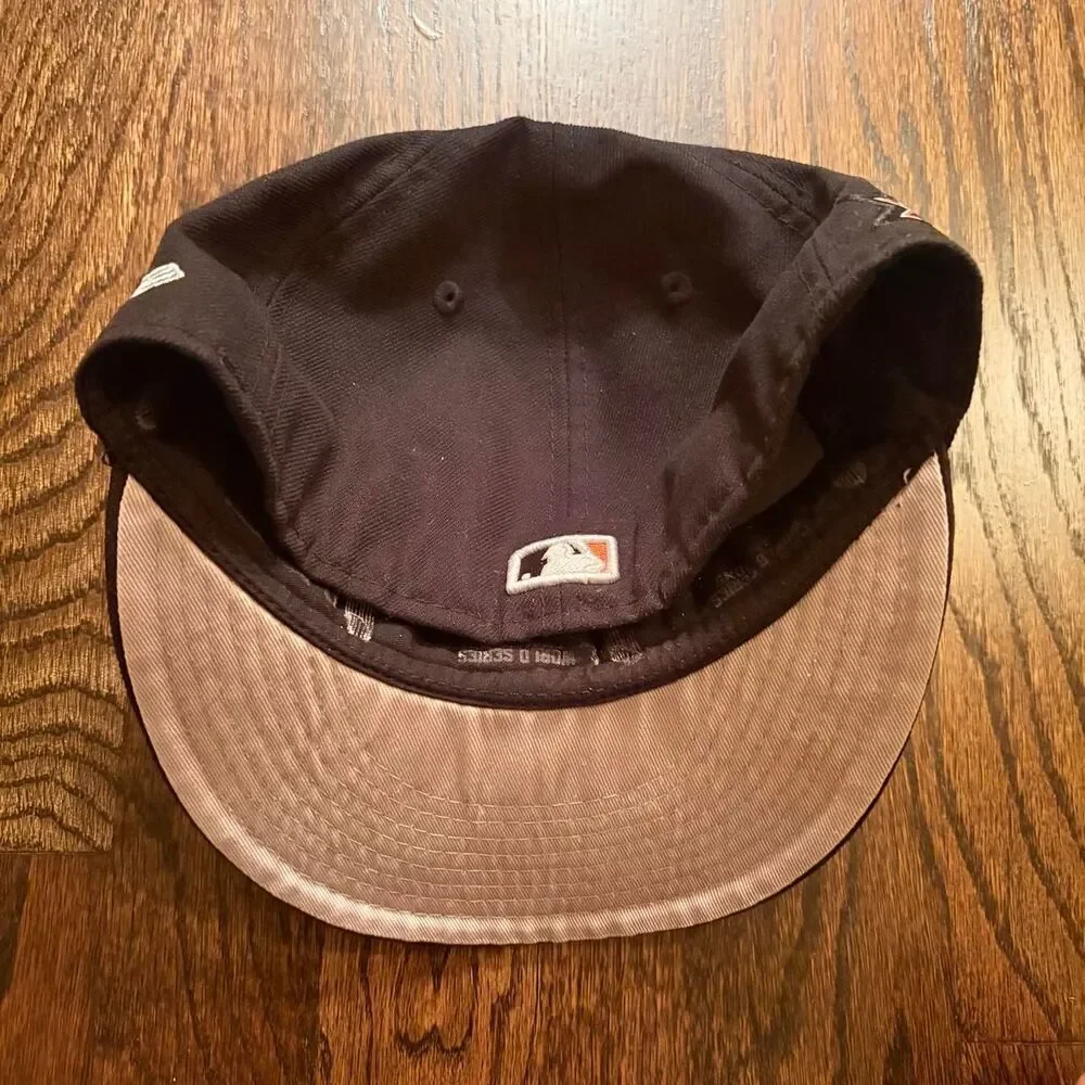 New-era Men's Black and Brown Hat
